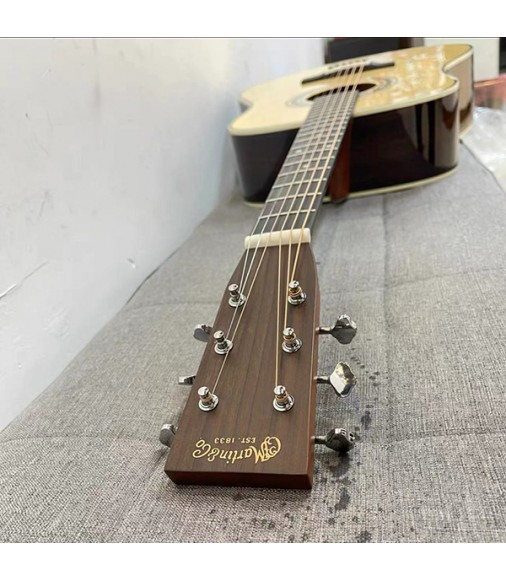 Martin D28 Acoustic Guitar w/Hardshell Case &amp; FREE NEW SM58 (open Box Demo)